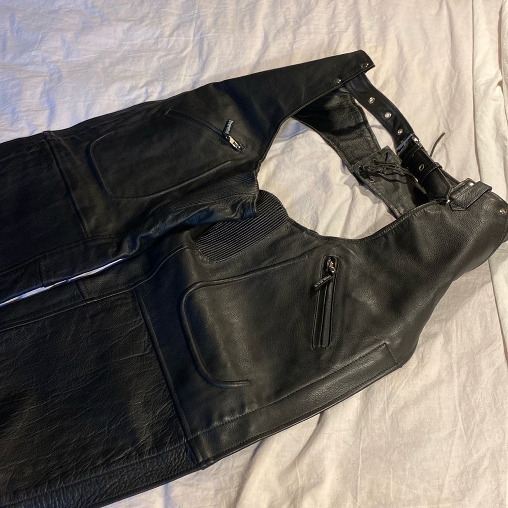 Vulcan black leather motorcycle chaps